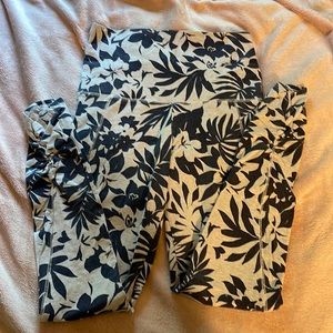 Aerie leggings flower and leaf designs